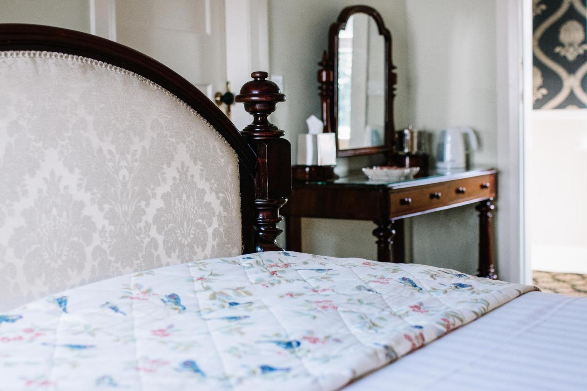 Lisnacurran Bed & Breakfast Хилсбъро Стая снимка